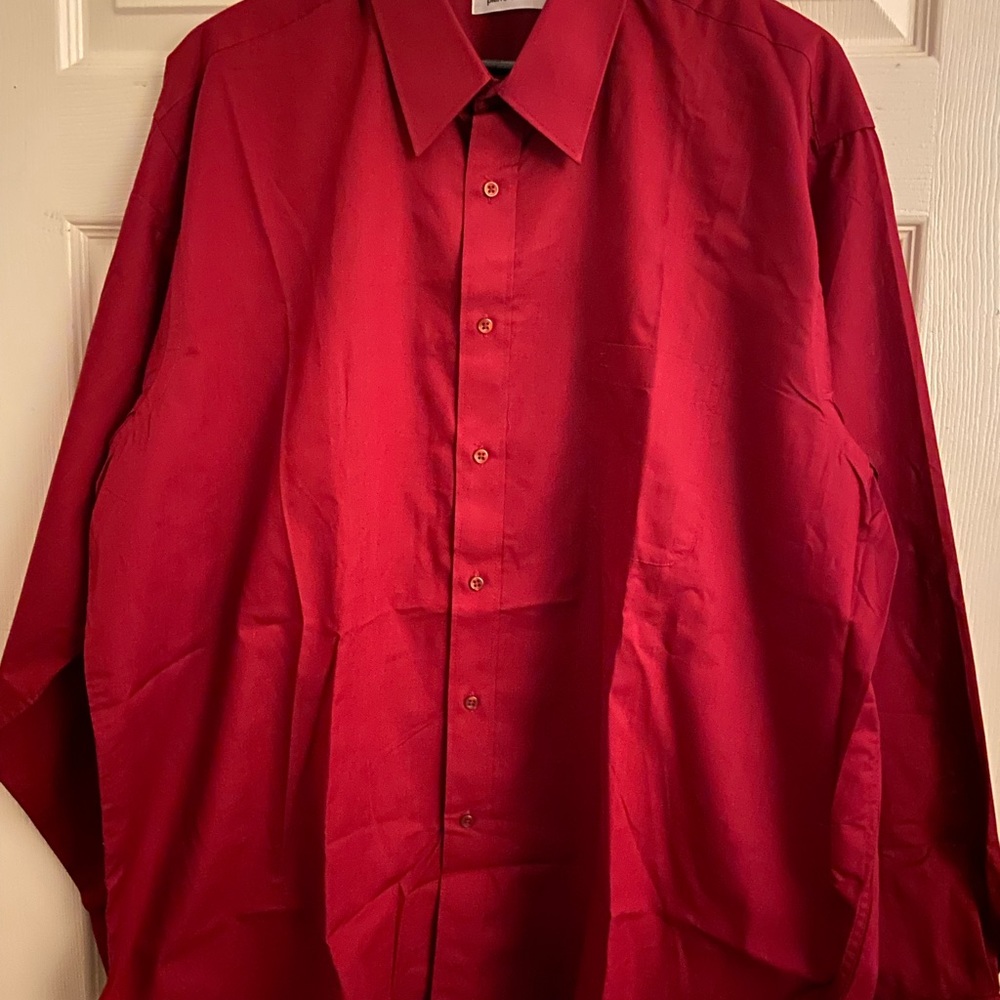 Brand new without tags Men’s Dress Shirt